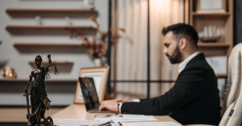découvrez les différents statuts juridiques pour votre entreprise et choisissez la meilleure option pour assurer la conformité et la réussite de votre projet.
